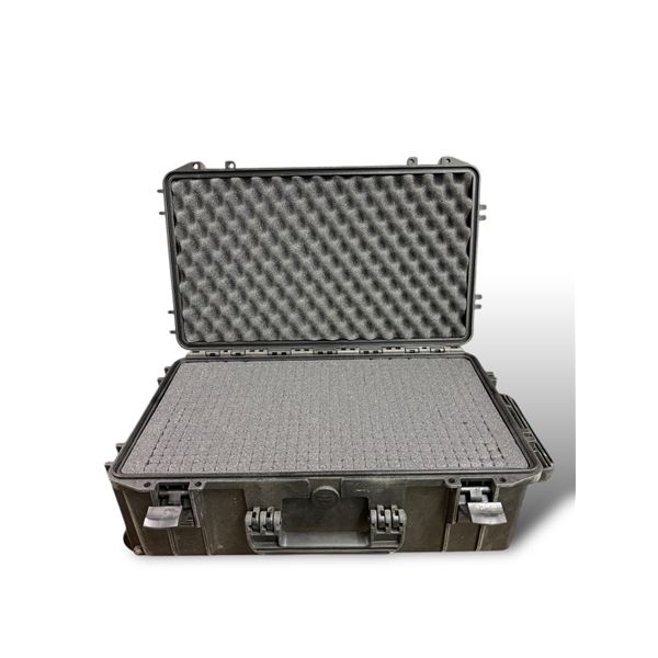 Hard Shell Padded Locking Travellers Case With Rolling Wheels