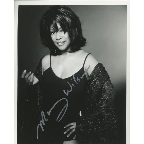 The Suprems Mary Wilson signed photo