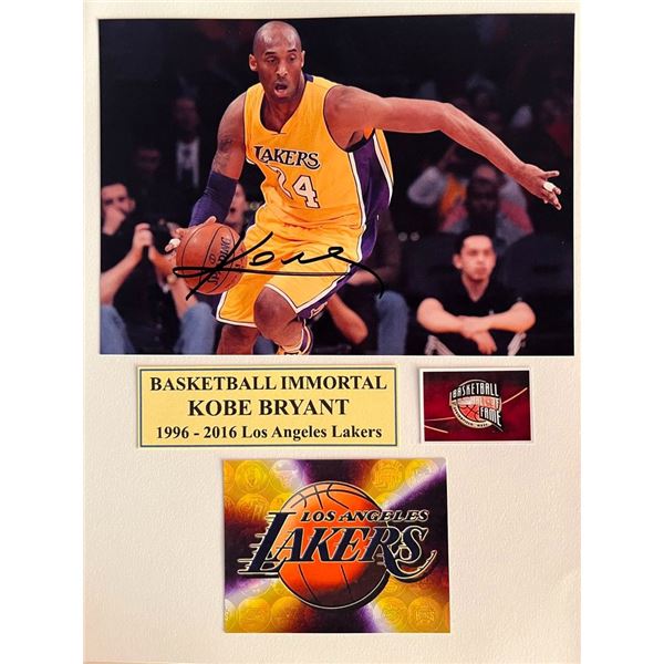 LA Lakers Kobe Bryant signed photo