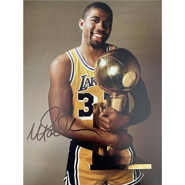 LA Lakers Magic Johnson signed photo