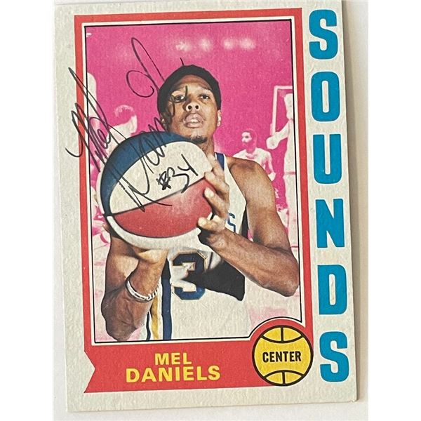 Memphis Sounds Mel Daniels 1970 Topps #192  signed trading card