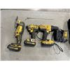 Image 2 : CORDLESS 20V DEWALT MULTI TOOL, DRILL, IMPACT GUN WITH 3 BATTERIES, CHARGER AND CARRY BAG, TESTED WO