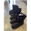 Image 1 : 3 NEW PAIRS OF WOMENS LINED BOOTS, SIZE 7