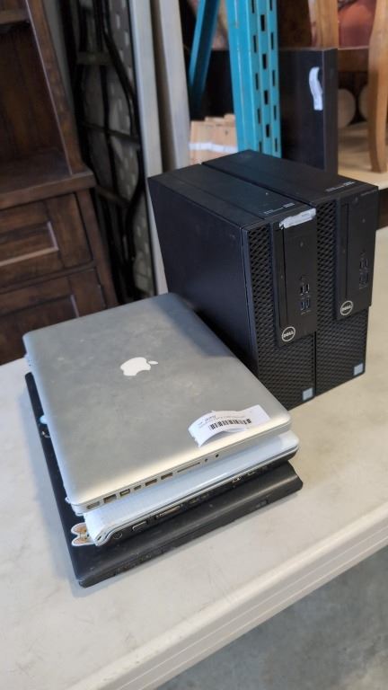 Collectable Computer Parts ASSORTED PARTS COMPUTERS AND LAPTOPS