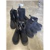 Image 1 : 5 PAIRS OF NEW WOMENS LINED SHOES, ASSORTED SIZES