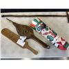 Image 2 : CARVED MASK, BELLOWS AND VINTAGE PADDLE