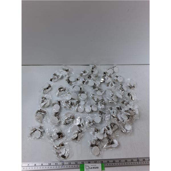 Assorted Clips & Hooks