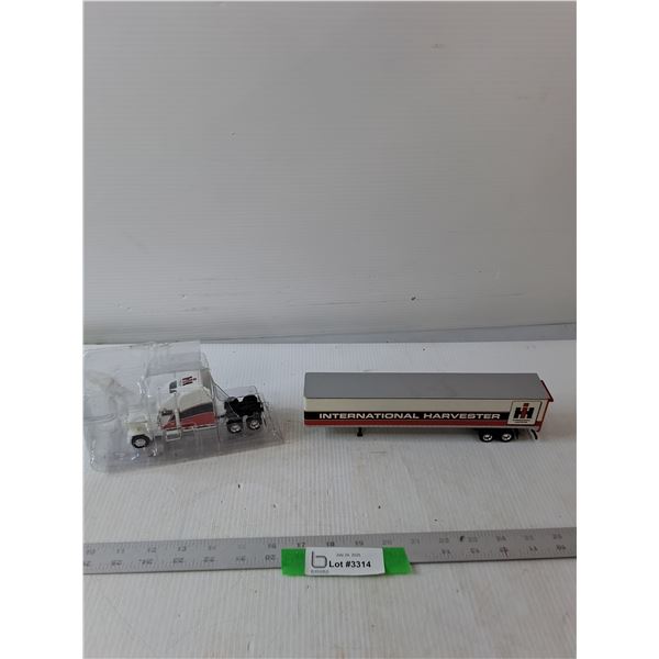 International Harvester Semi Truck & Trailer