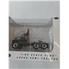 Image 3 : 1:64 Scale Ford Semi Tractor- NIB
