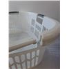 Image 4 : Rubbermaid Laundry Basket & Blue Storage Container- One Handle Broken - PICK UP