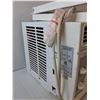 Image 2 : Window Air Conditioner- 16" x 12" x 13" - CANNOT SHIP