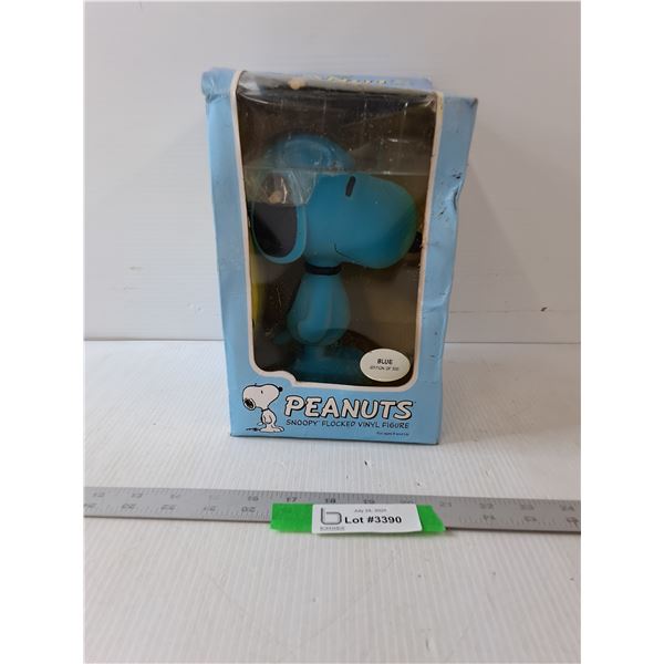 Blue Peanuts Snoopy Flocked Vinyl  Figure