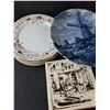 Image 2 : (6) Plates, (6) Coasters, (2) Pie Dishes
