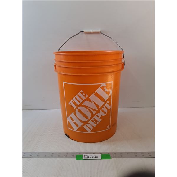 Home Depot Bucket Full  Of Hockey Pucks - Cannot Ship