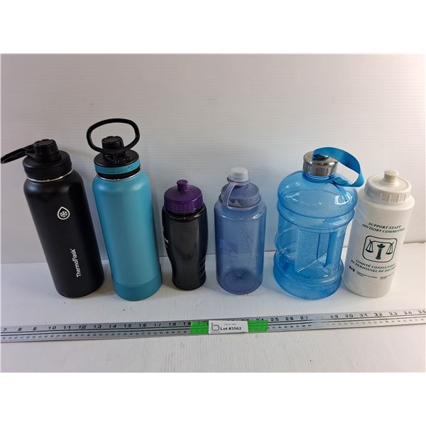 Various Water Bottles / ThermoFlasks