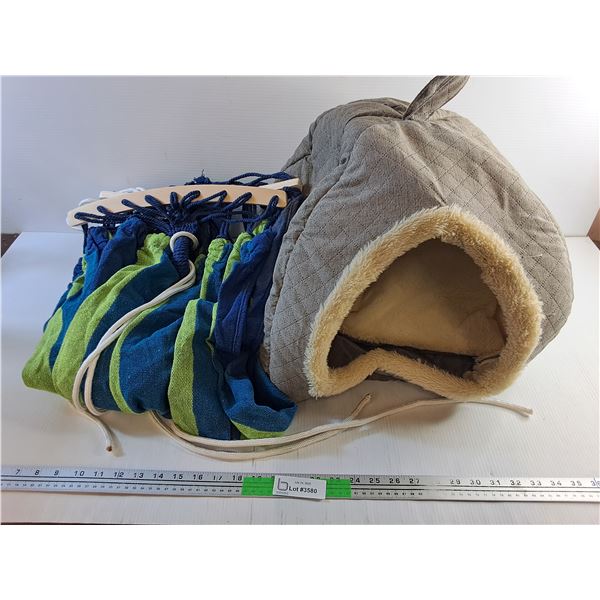 Hammock 70" x 50"  and Cozy Pet Bed