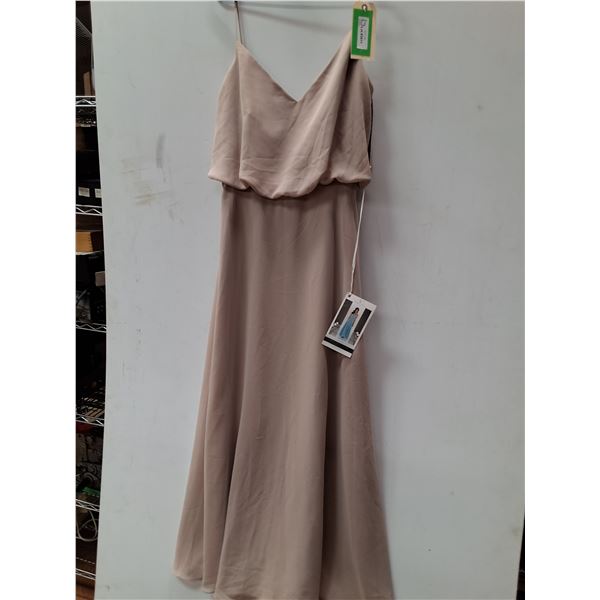 * Sorella Vita Prom/Formal Dress - Size 16