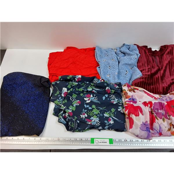 (5) Womens Dress Shirts - Size XL