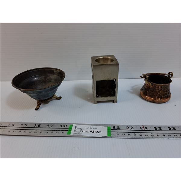 Candle Holder with Top Wax Melter With (2)Decorative Bowls