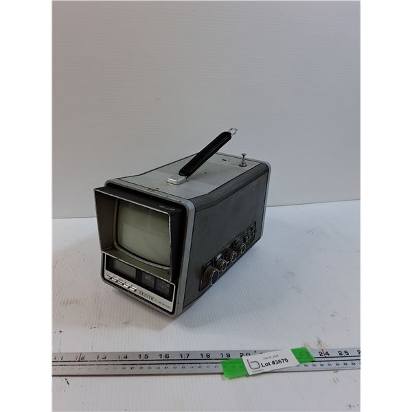 Vintage Zenith Clock/Televisioin - AS IS