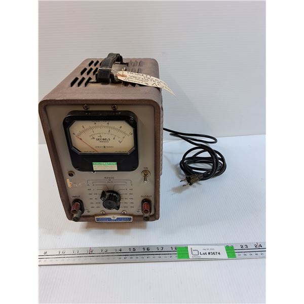 Hewlett Packard's Voltmeter - POWERS ON AS IS