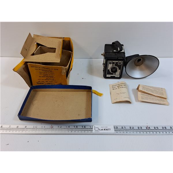 Vintage Kodak Coronet Conway Camera WIth Box And Instructions - AS IS