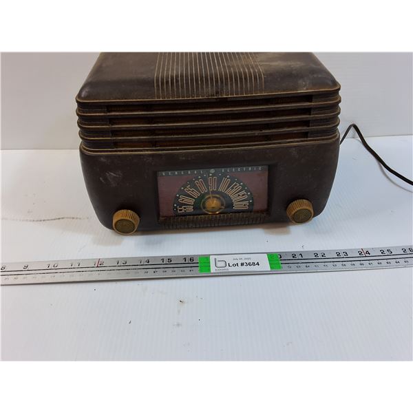 General Electric Vintage Radio - As Is