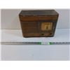 Image 1 : Vintage Addison Radio - As Is