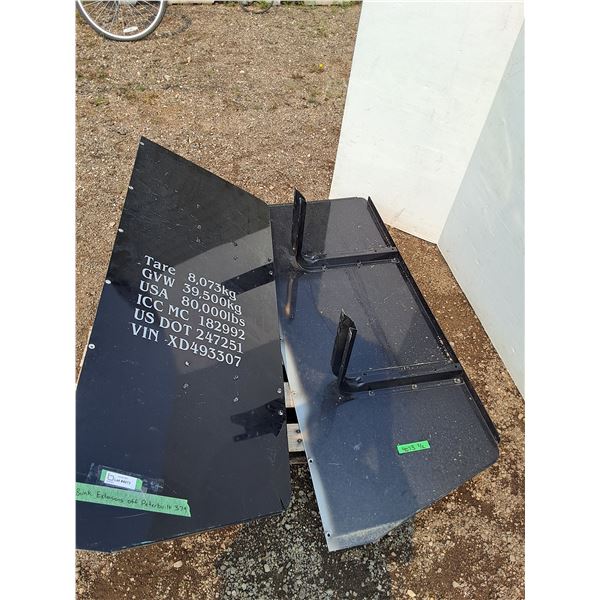 ** Pair of Peterbilt Bunk Extensions for 379 Model - CANNOT SHIP