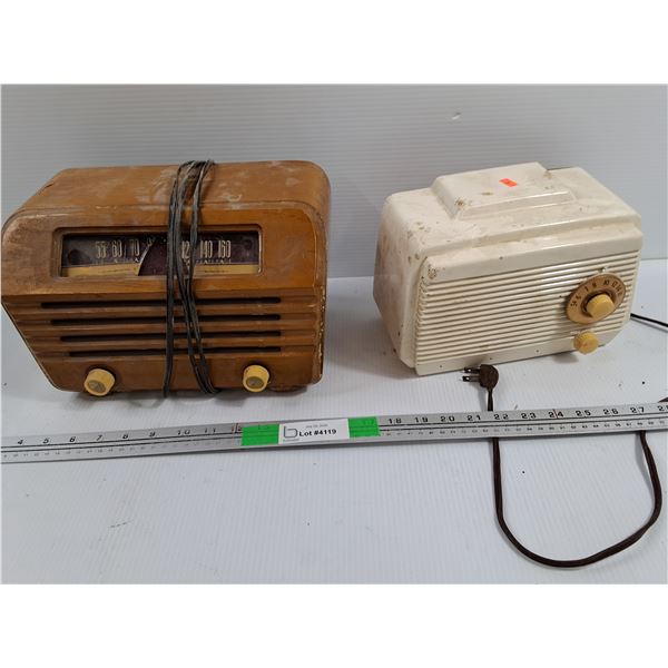 Antique Little Master Wooden Radio AS IS, White Vintage Radio AS IS