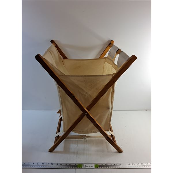 Folding Laundry Hamper 24" x 17" x 18"