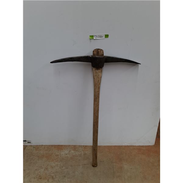 Pick Axe 37" x 23" -  PICK UP ONLY