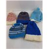 Image 4 : Adidas "Saskatoon International Marathon 2004" Large T-Shirt, (5) Crocheted Toques
