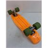 Image 2 : Skate Board - 22" Length