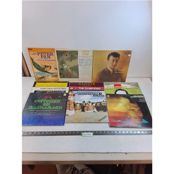 (12) Records (Buddy Holly, Jamaican Folk Singers, Zamfir)