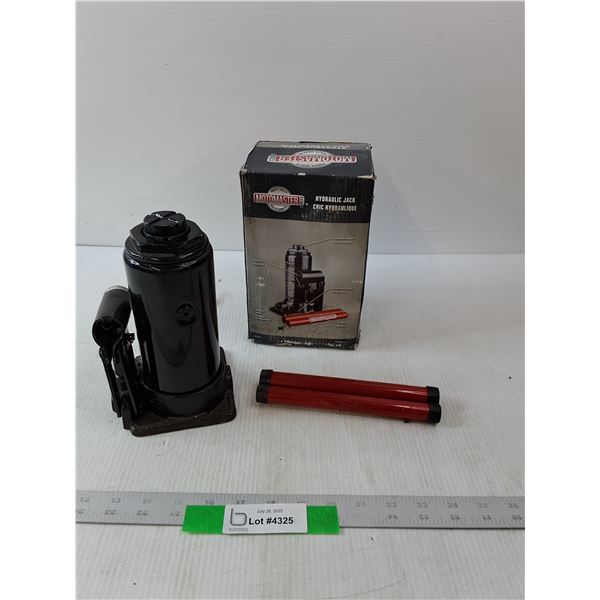 Motomaster Hydraulic Jack