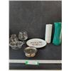 Image 1 : (2) Vases & Glass Dishes