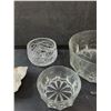 Image 3 : (3) Glass Bowls & Leaf Shaped Dish