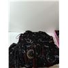 Image 6 : (5) Variety Of Books, Variety Of Hair Accessories, Black Pants(4X) & Dress(2X)