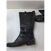 Image 2 : Boots - Size 9