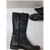 Image 3 : Boots - Size 9