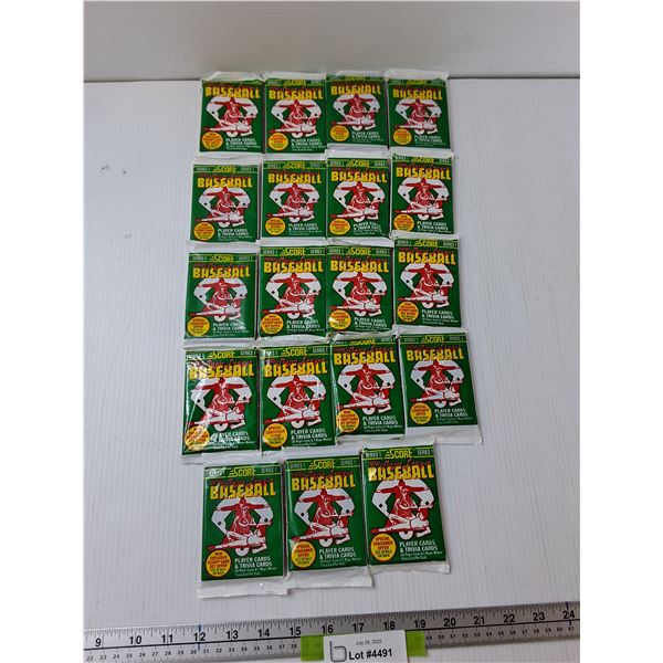 (19) Series 1 Major League 1991 Baseball Cards