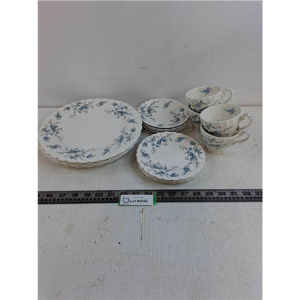 Set of Myott's "Sound of Music" Fine China 16-piece Dinner Set