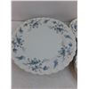 Image 2 : Set of Myott's "Sound of Music" Fine China 16-piece Dinner Set