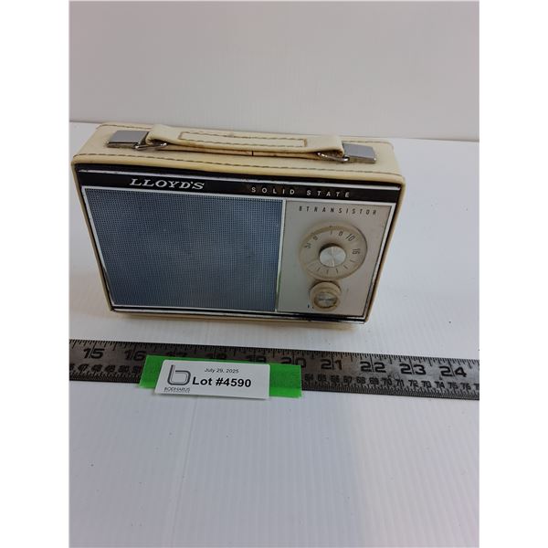 Lloyd's Vintage Portable Radio - As Is