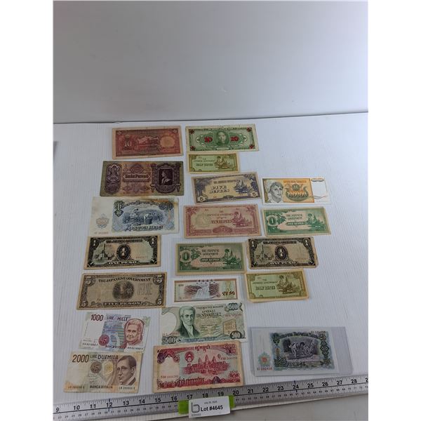 Assorted Japenese, Hungarian, Greece, Misc Banknotes - As Is CANNOT AUTHENTICATE