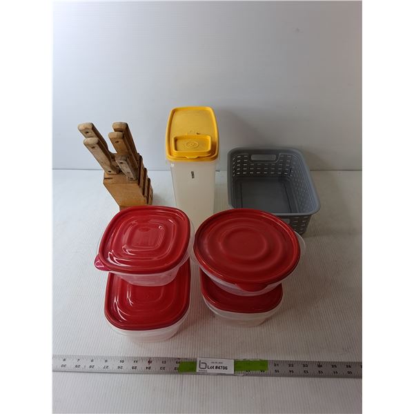 (5) Food Storage Containers, Knife Block with (5) Knives & Basket