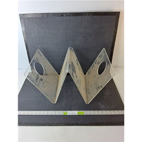 Plastic Magazine Holder 20" x 12"