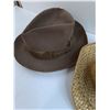 Image 3 : (2) Mens Hats: Royal Stetson & Pion-Era - Some Wear
