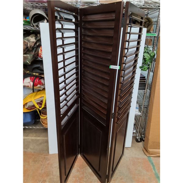 * Pier1 Imports 6' Wooden 3-Panel Room Divider - Each Panel 22" Wide - Pickup Only